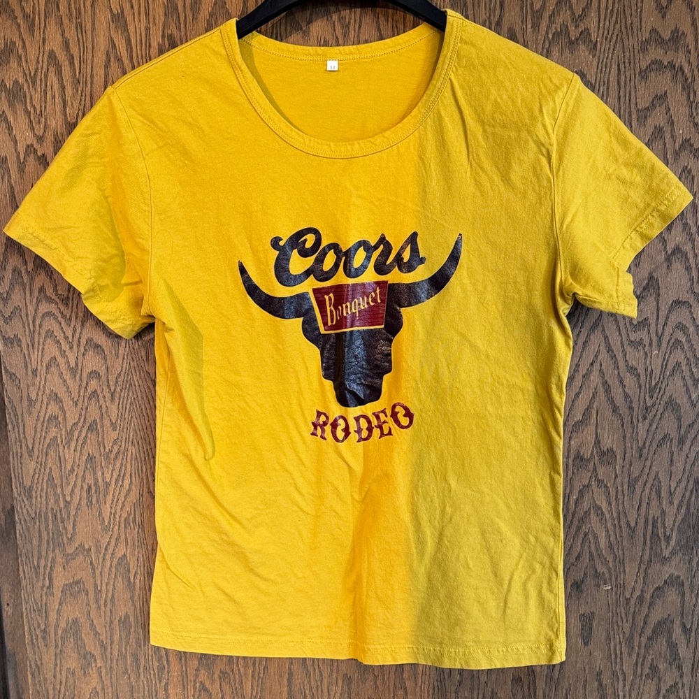 Coors Women's Yellow Short Sleeve Tee‎